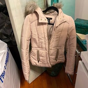 H&M Hooded Puffer NEW without tags 🏷 in Color Pale Pink  Women size 2